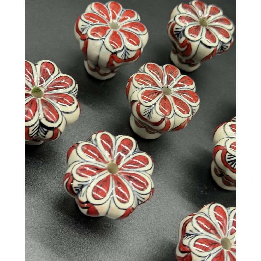 VTG Flower Shaped Ceramic Hand Painted Floral Drawer Knobs  With Bolts  Set Of 8